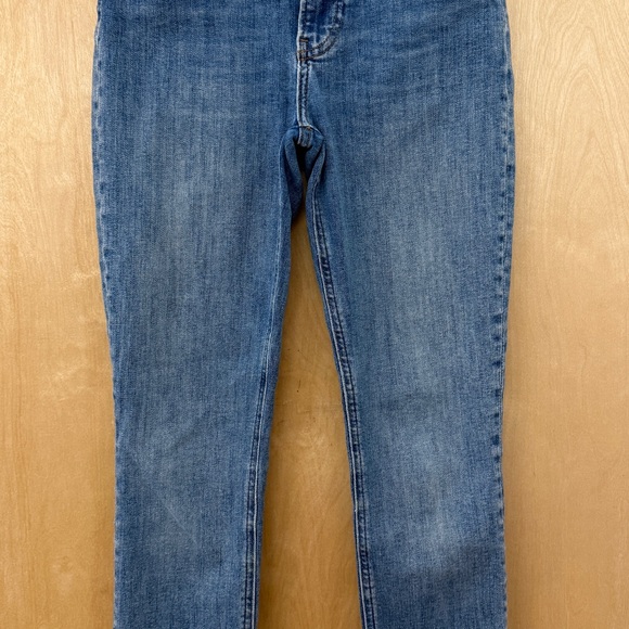 REFORMATION Classic Jeans in Darwin Wash - Picture 9 of 15